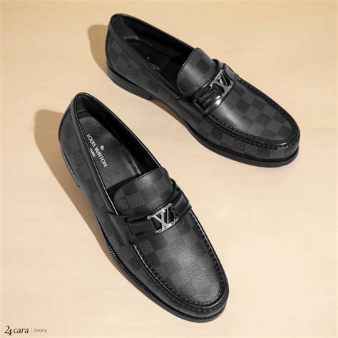 louis vuitton shoes loafers price|Louis Vuitton penny loafers.